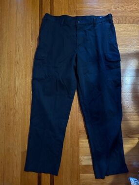 Men's Black Cargo Pants with Utility Pockets